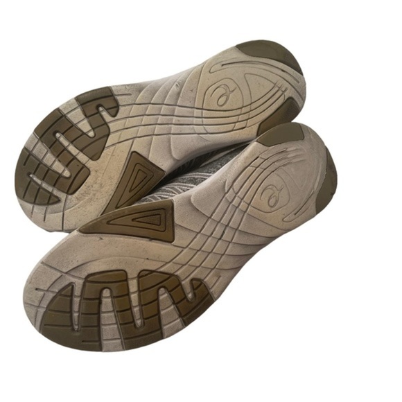 Easy Spirit Shoes Gray and White Size 8 - Picture 6 of 6